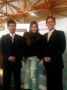 Con Ángel Hurtado, de Produce, y Rina Neoh, inversionista ángel de Singapur, en el marco del Startup APEC.