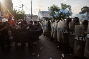 27PERU-PROTESTS-articleLarge